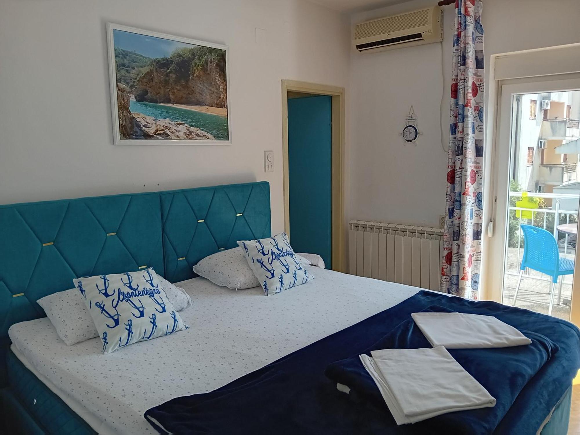 Guest House Vila Bak Budva Exteriör bild